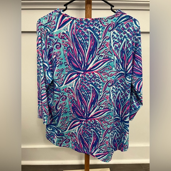 Lulu B Colorful Comfy Clothing Pineapple Shirt - sz Med - Picture 5 of 6